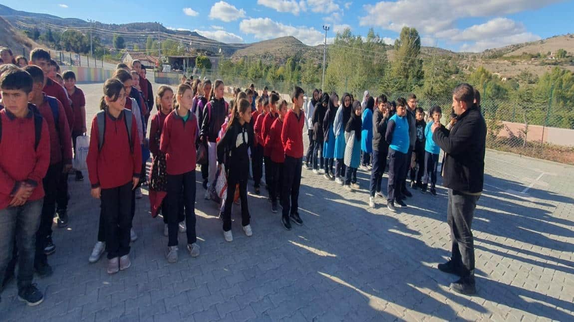 Okulumuzda Deprem Tatbikatı Düzenlendi